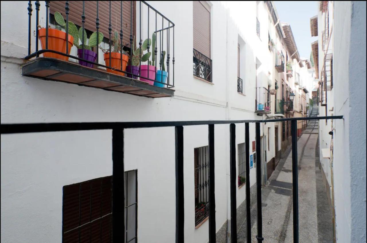 Apartamentos Centro Historico A Los Pies De La Alhambra Granada Exterior foto